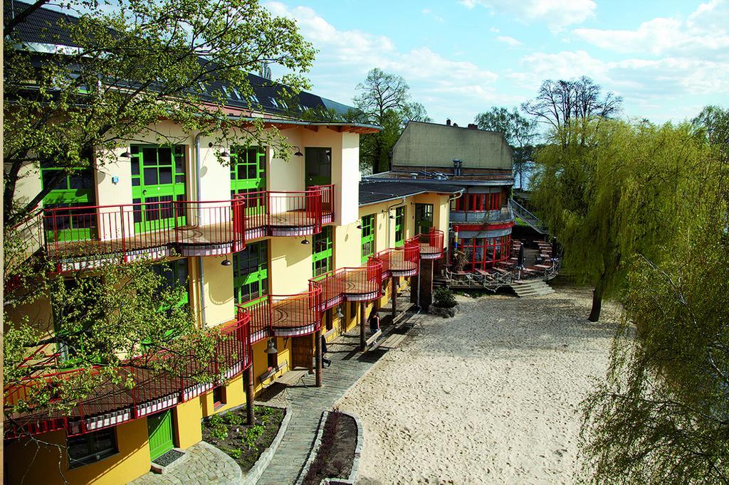 Seminar- Und Gaestehaus Flussbad Gartenstrasse Berlino